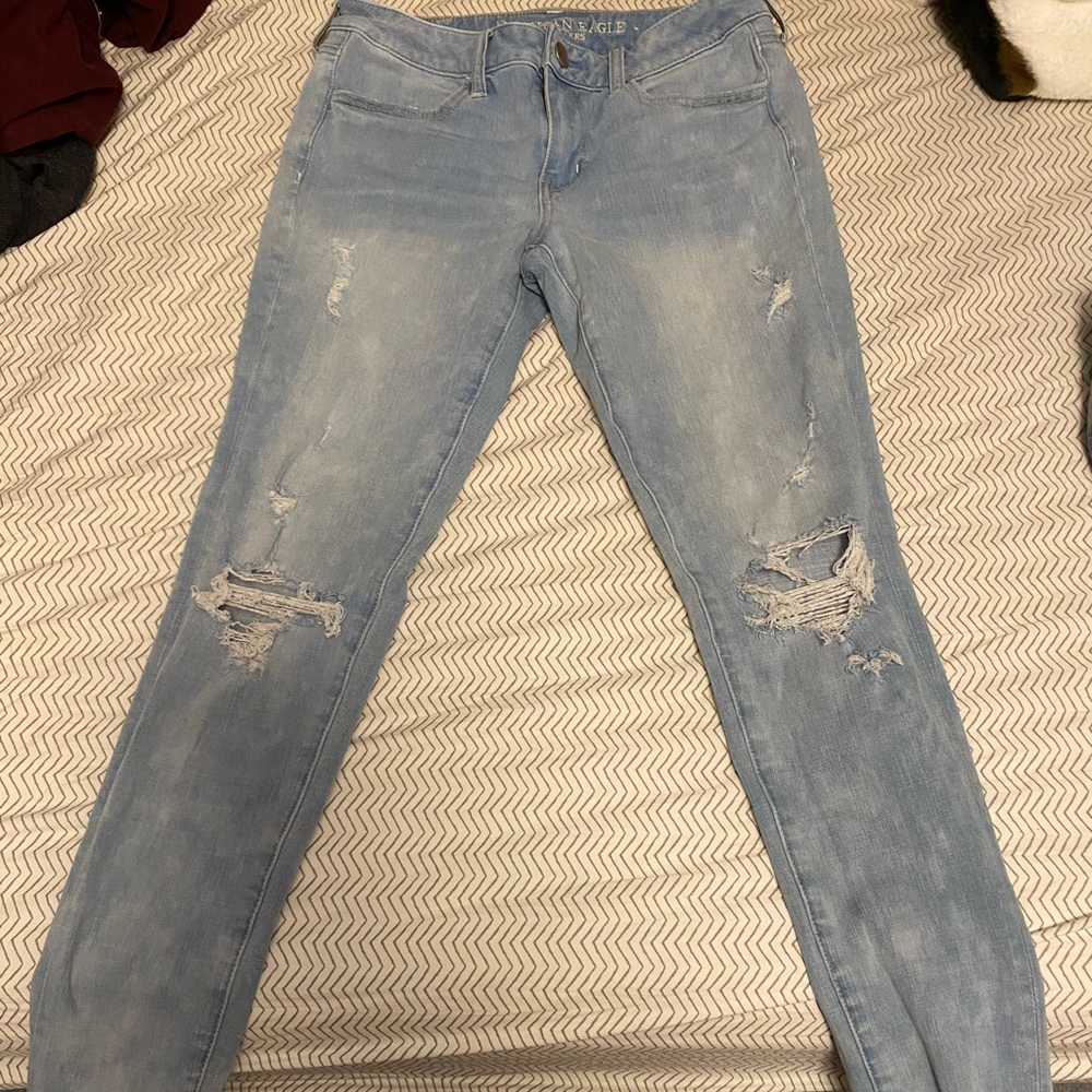 american eagle ripped jeans